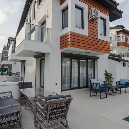 Sapphire Villa Βίλα Φετιγιέ